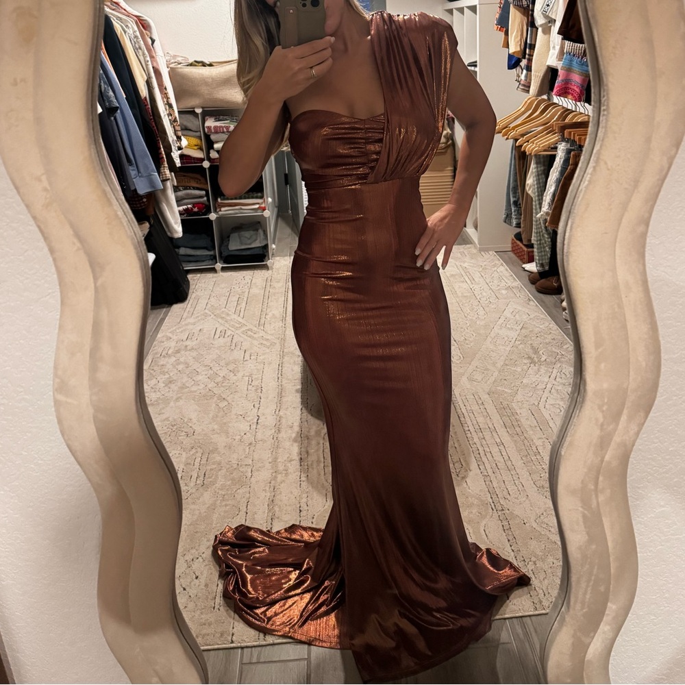 Bronze gold one shoulder NYE dress.